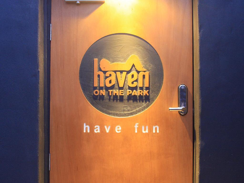 Hotel Haven On The Park Perth Exterior foto